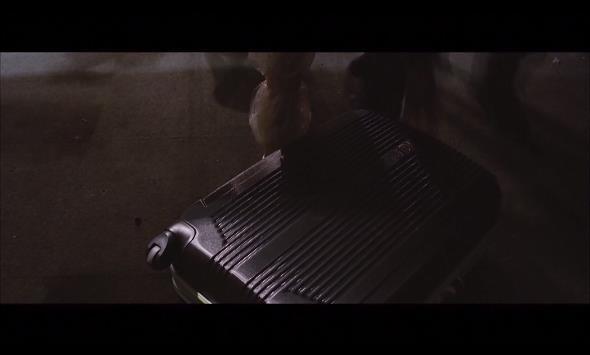 강산맨션 102호에는 살인마가 살고있다. ＜영화＞ 이웃사람 10 | 인스티즈