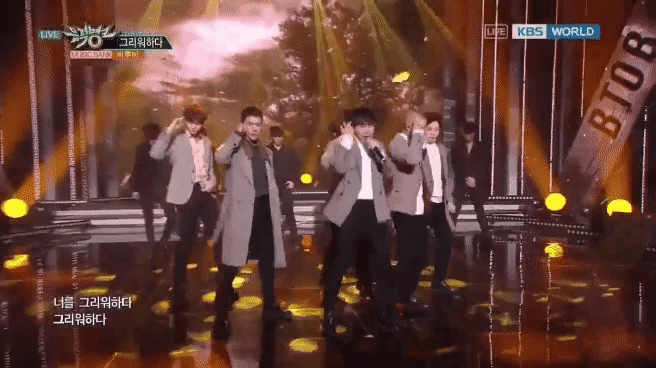 청각 장애인들을 위해 안무에 수화 넣은 아이돌 | 인스티즈