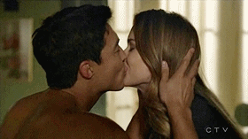 출근 하는 아내에게 자꾸 들이대는 다니엘 헤니,,,, gif | 인스티즈