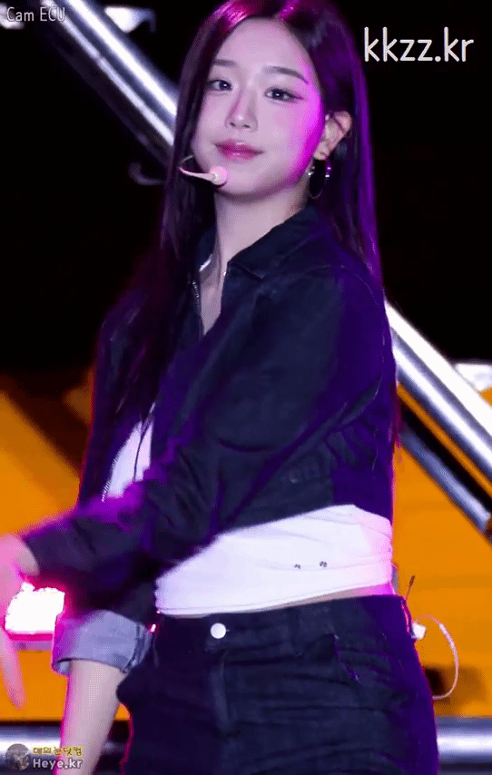 살빠지니 장/카 다음 티어에 언급해도 될 것 같은 김채연 | 인스티즈