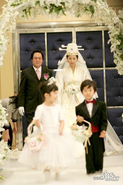  임성한 드라마 속 웨딩드레스 모음.JPG | 인스티즈