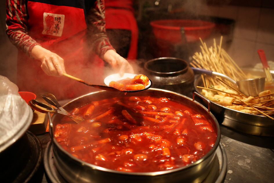 부산에서 포크X 집게O로 떡볶이 먹는 이유 | 인스티즈