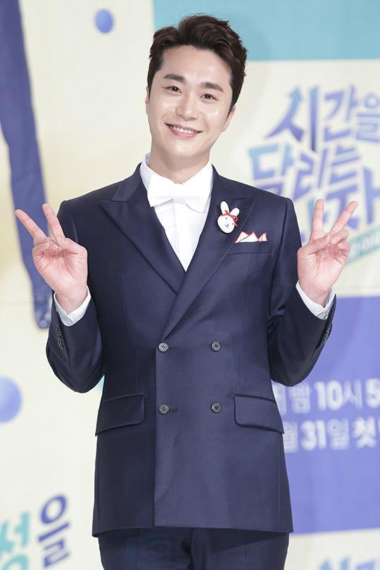 변함없는 외모의 77년생 남자연예인들 | 인스티즈