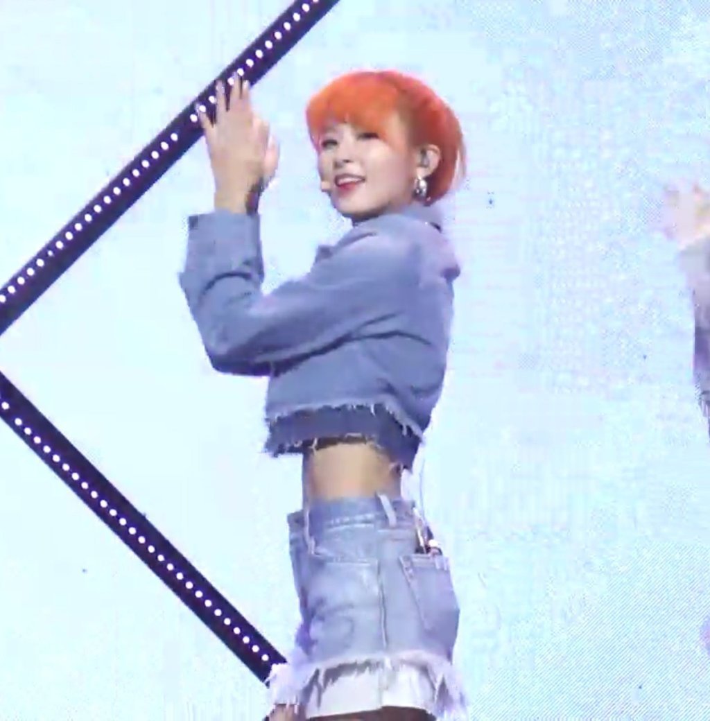 [레드벨벳] 슬기 허리 굵기 실감 짤... | 인스티즈