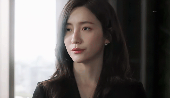 취향 따라 갈리는 배우 박지현 긴머리vs단발 | 인스티즈