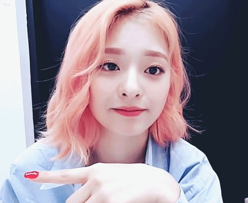 핑크머리한 프로미스나인 이나경 미모 근황.jpgif | 인스티즈