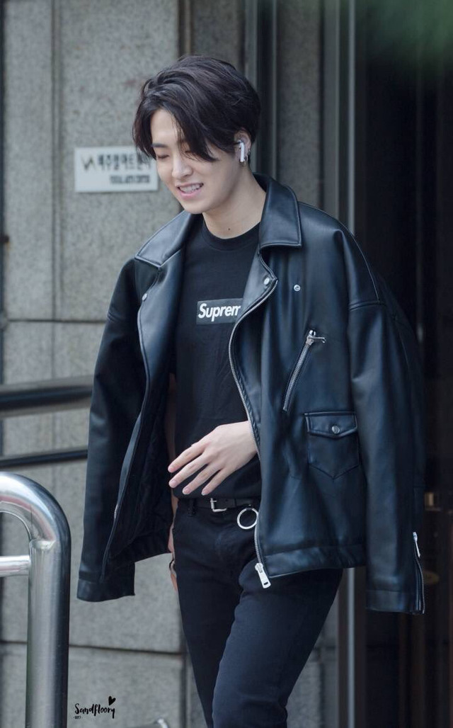 에어팟을 착용한 아이돌, 연예인 모음 | 인스티즈