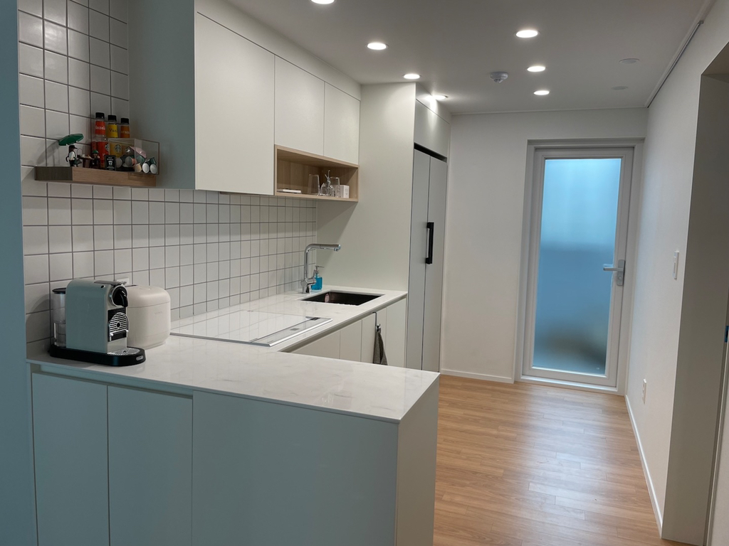 베란다에 변기가..? 24평 구축아파트 리모델링 | 인스티즈