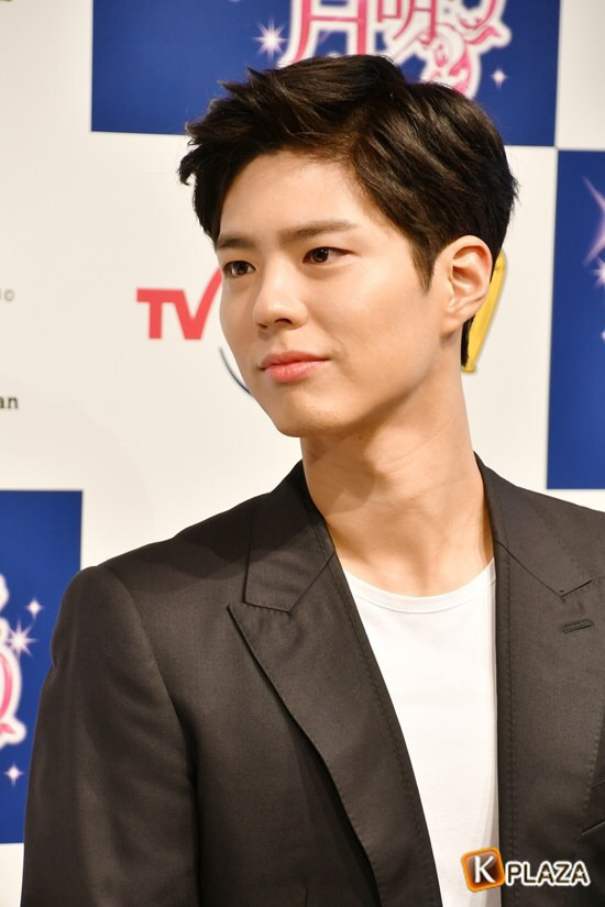 일본 언론이 찍은 박보검 사진 수준.jpg | 인스티즈