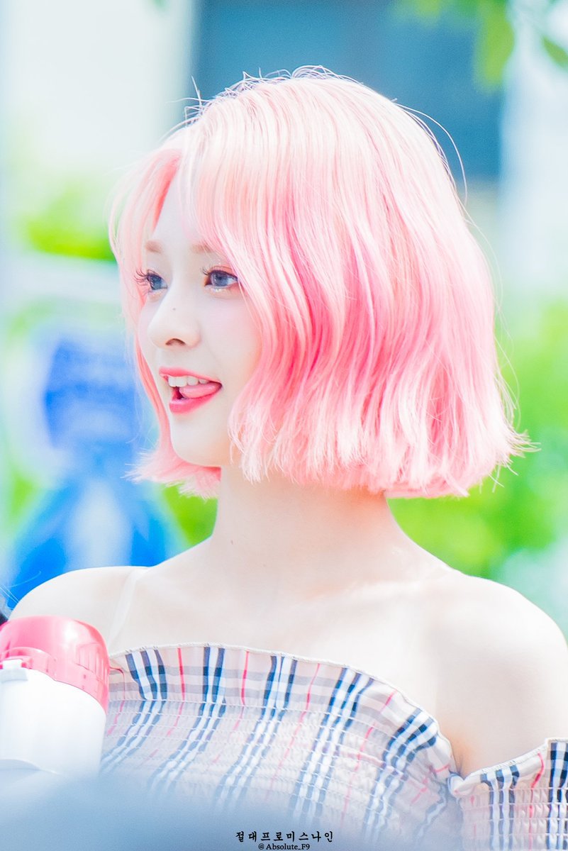 핑크머리한 프로미스나인 이나경 미모 근황.jpgif | 인스티즈