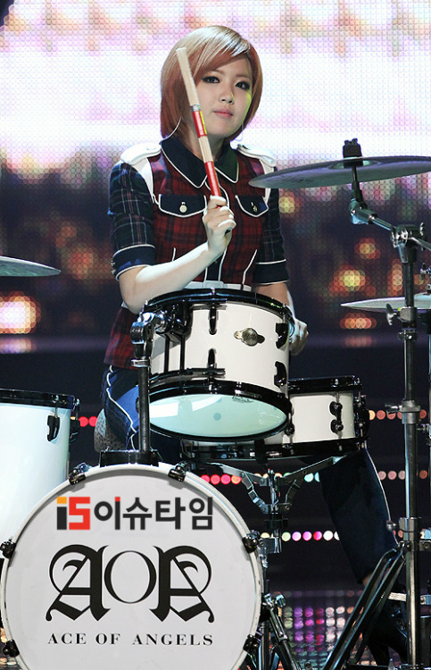 난데없이 정리해보는 AOA 맴버별 악기 | 인스티즈