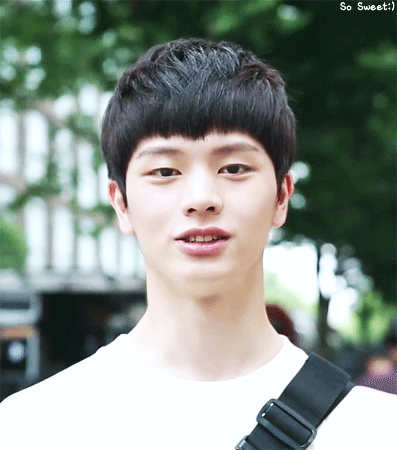 강동원이 연예인으로 김남길이 경호원으로 거기에 김소연과 조진웅도 나오는 캐스팅 불가능의 가상 드라마 시나리오.txt | 인스티즈