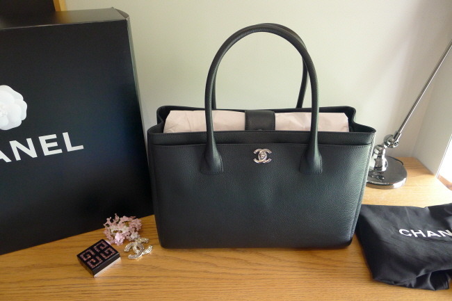 【남친이 100일이라고 샤넬 가방 선물해줬어!!!오예!!!】﻿ | 인스티즈