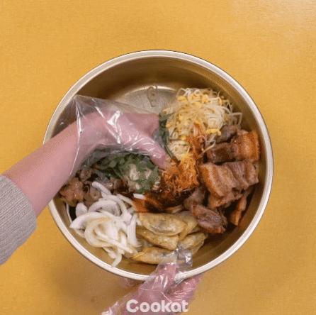 삼겹살 양푼 비빔면.gif | 인스티즈