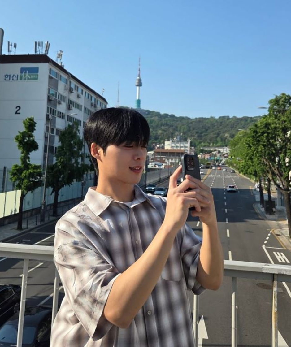 중학교때 학폭 당한거로 추정되는 비주얼로 반응 좋은 참가자 | 인스티즈