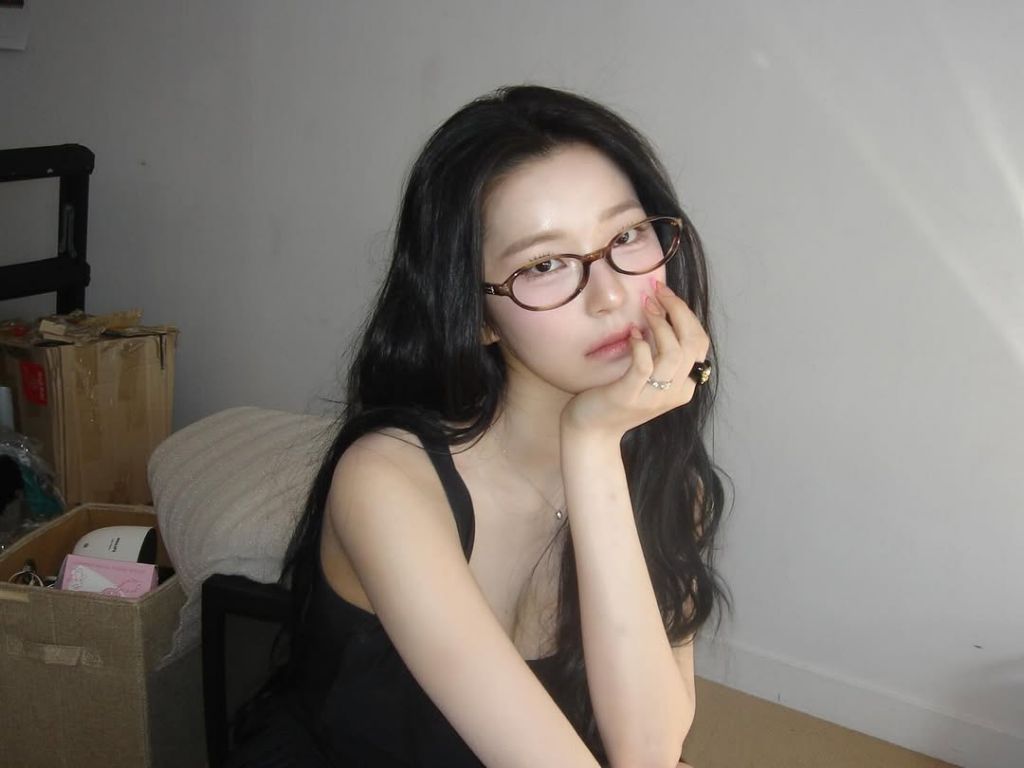 요망한 프로미스나인 백지헌 근황.jpg | 인스티즈