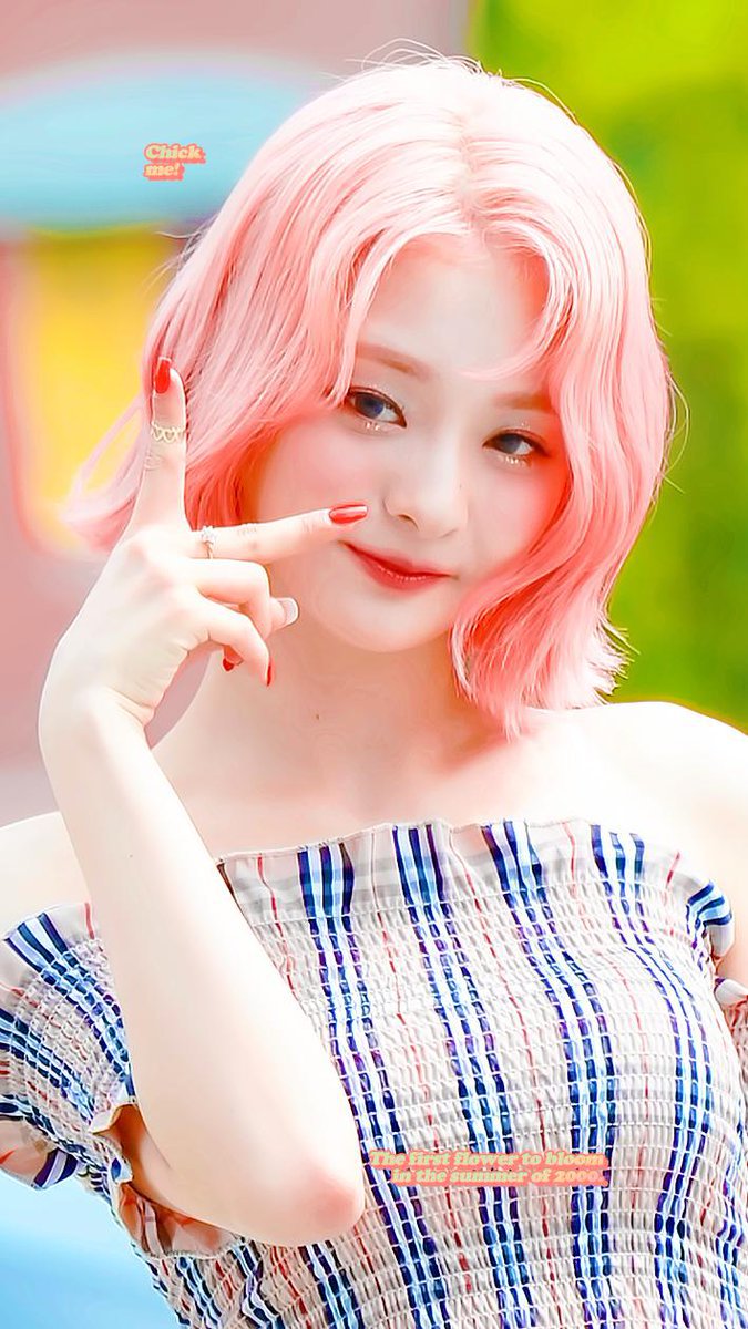 핑크머리한 프로미스나인 이나경 미모 근황.jpgif | 인스티즈