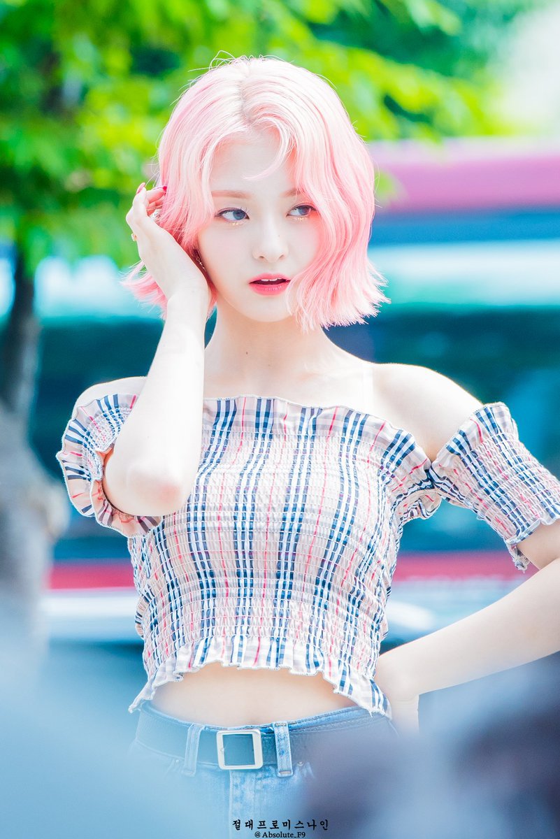 핑크머리한 프로미스나인 이나경 미모 근황.jpgif | 인스티즈