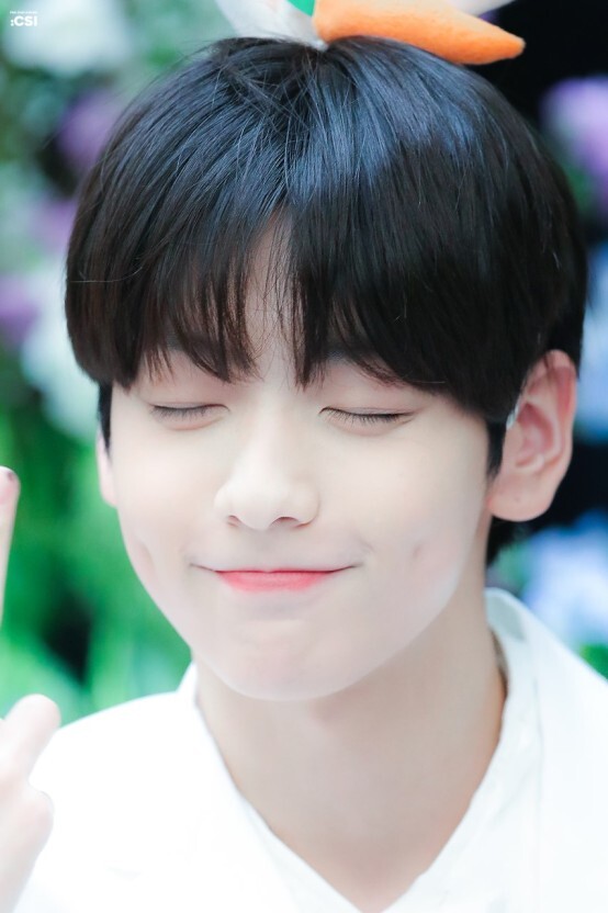 소름..하이브남돌 리더 전원이 보조개 있는걸로 판명 | 인스티즈