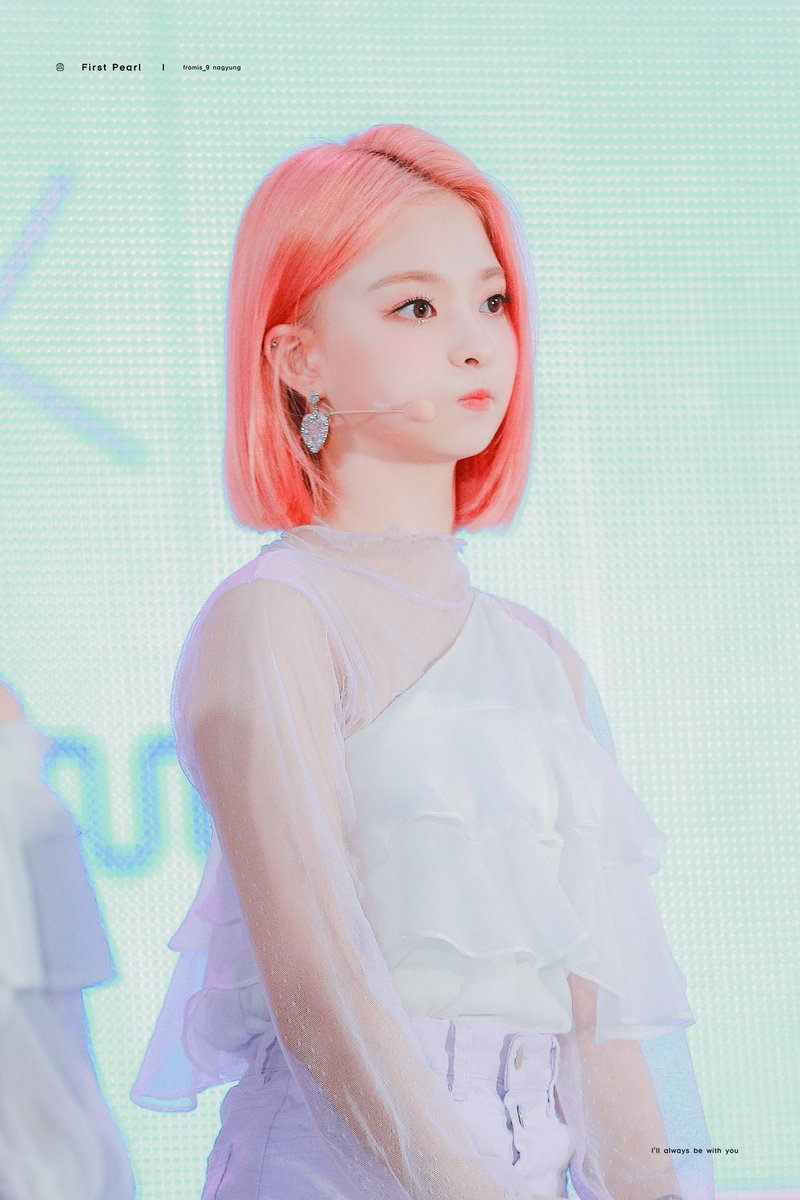 핑크머리한 프로미스나인 이나경 미모 근황.jpgif | 인스티즈