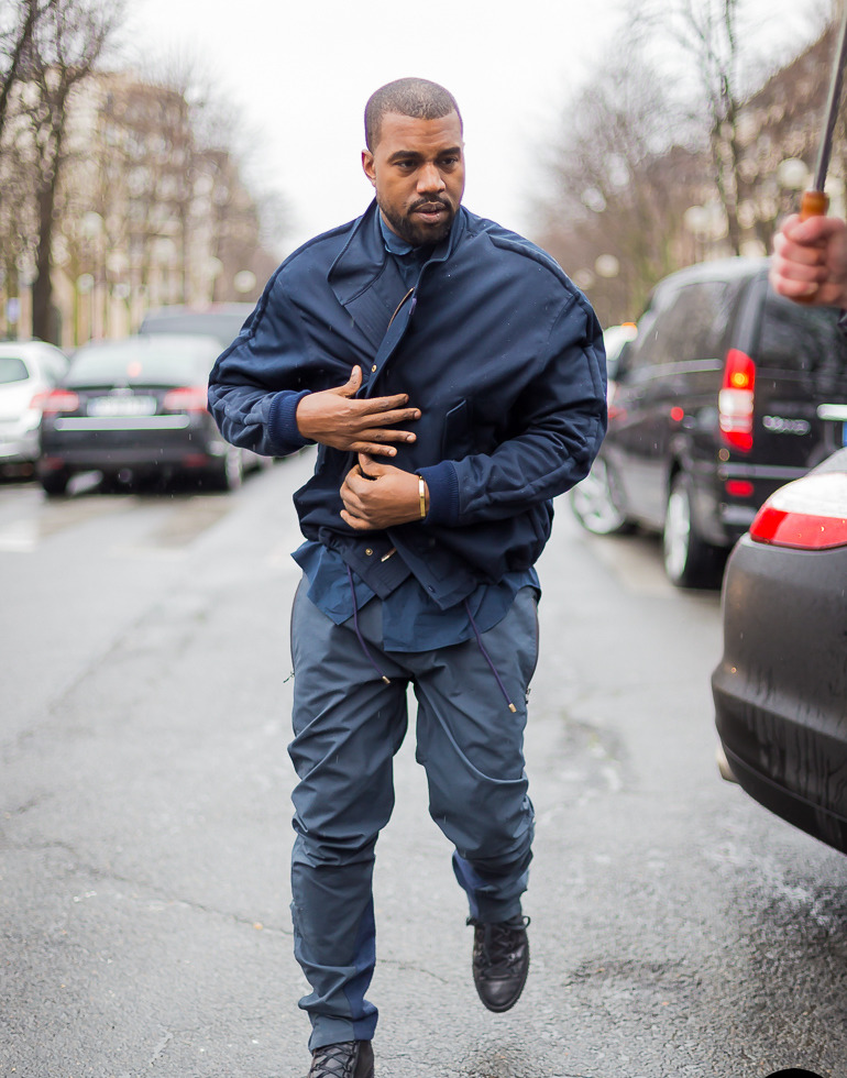 옷 잘입는걸로 세계에서 가장 유명한 뮤지션.JPG | 인스티즈