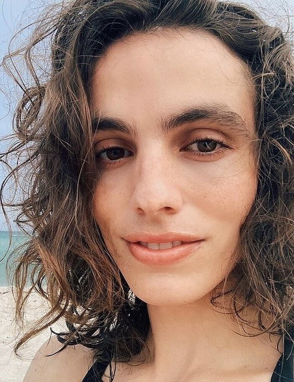 J. K. 롤링 공개적으로 조롱한 남배우 페드로 파스칼 | 인스티즈