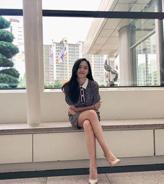 취향 따라 갈리는 배우 박지현 긴머리vs단발 | 인스티즈