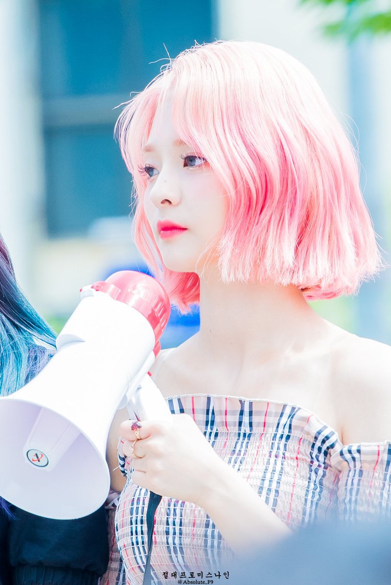 핑크머리한 프로미스나인 이나경 미모 근황.jpgif | 인스티즈