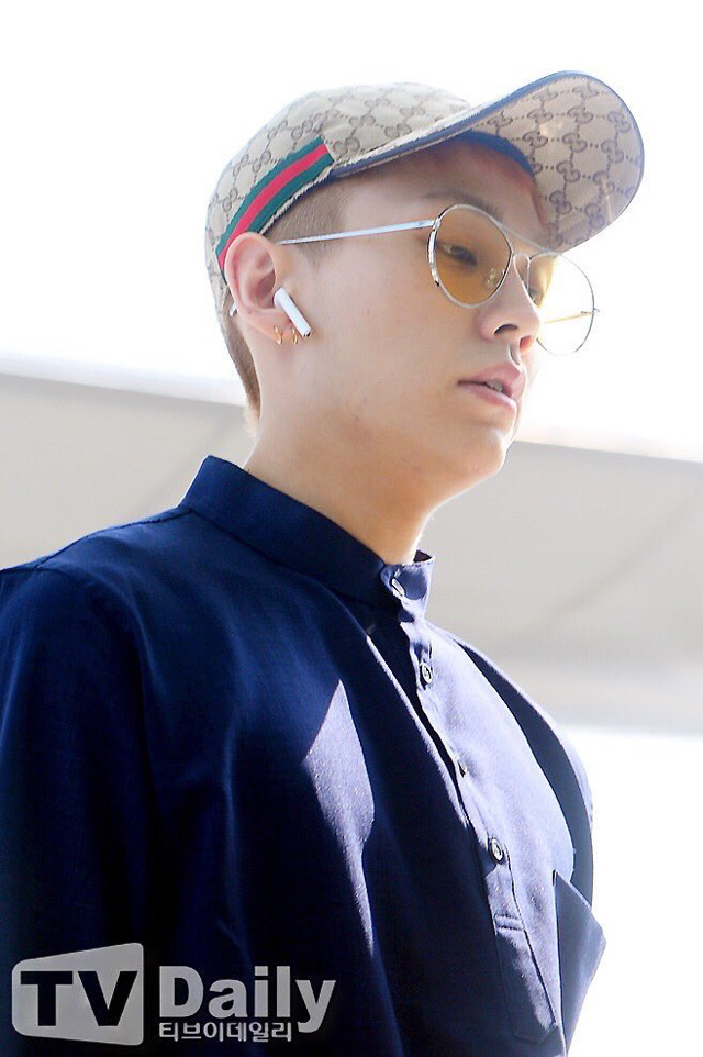 에어팟을 착용한 아이돌, 연예인 모음 | 인스티즈