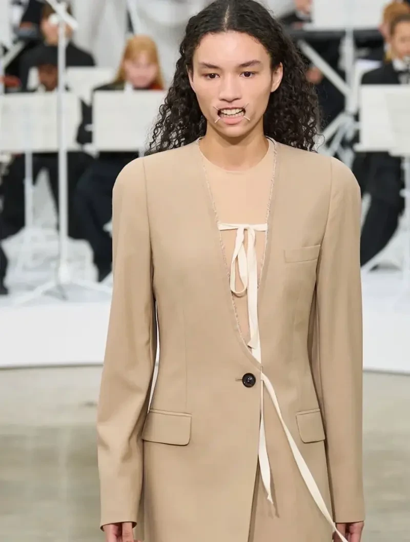 130만원짜리 명품 악세사리 | 인스티즈