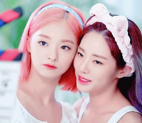 핑크머리한 프로미스나인 이나경 미모 근황.jpgif | 인스티즈