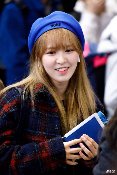 에어팟을 착용한 아이돌, 연예인 모음 | 인스티즈