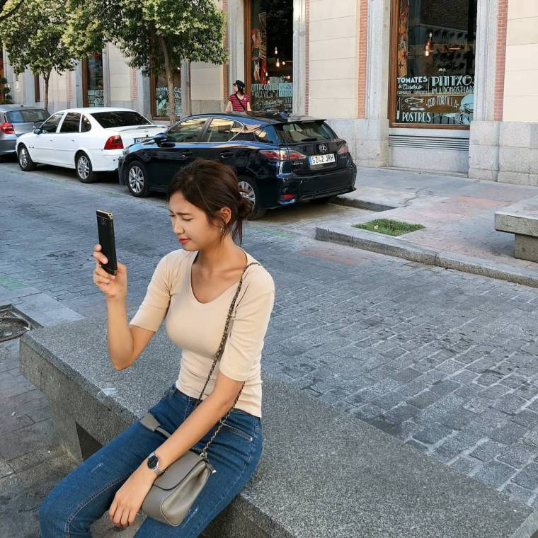 청바지도 잘 어울리는 사장님 | 인스티즈
