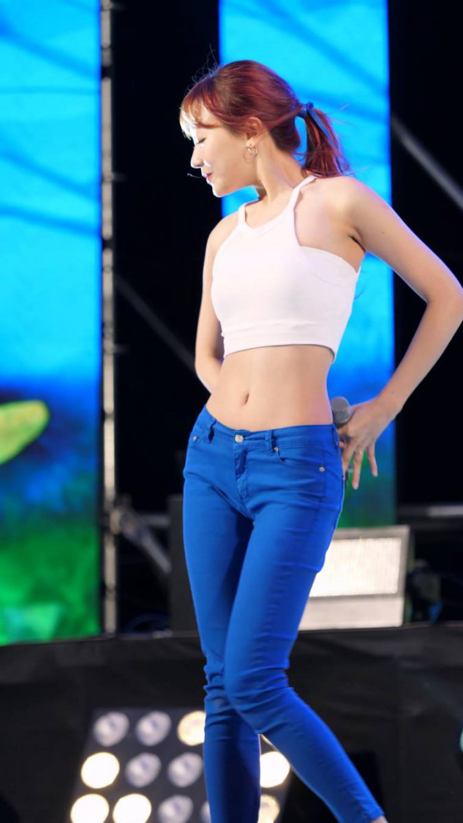 류수정 허리라인 | 인스티즈