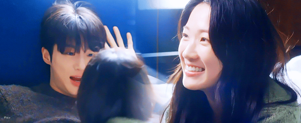변우석이 키스신보다 설레고 부끄러웠다는 선업튀 장면.gif | 인스티즈
