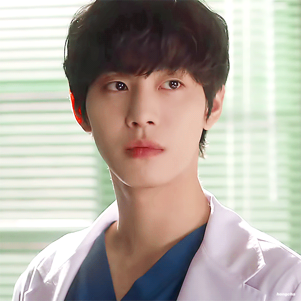 작품마다 살 쪘다 빠졌다 오지는 안효섭.gif | 인스티즈