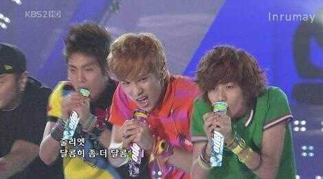 무대에서 본분을 잃어버리는 아이돌들 (실망이네요;각오하고올려요).jpg | 인스티즈