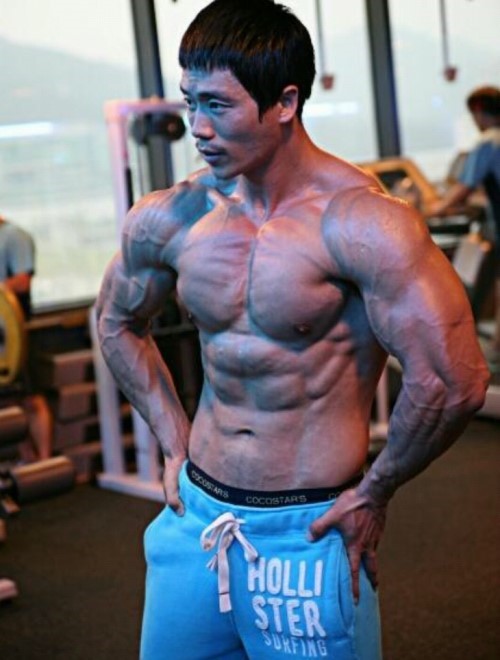 범인 잘 잡기로 유명한 경찰 | 인스티즈