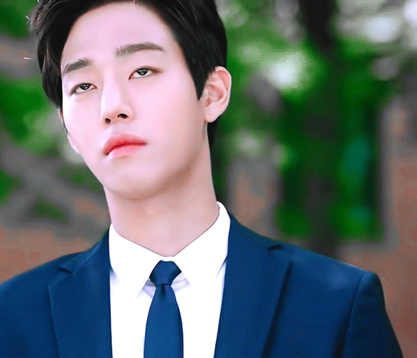 작품마다 살 쪘다 빠졌다 오지는 안효섭.gif | 인스티즈