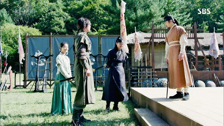 윤균상 키 실감짤ㄷㄷㄷ | 인스티즈