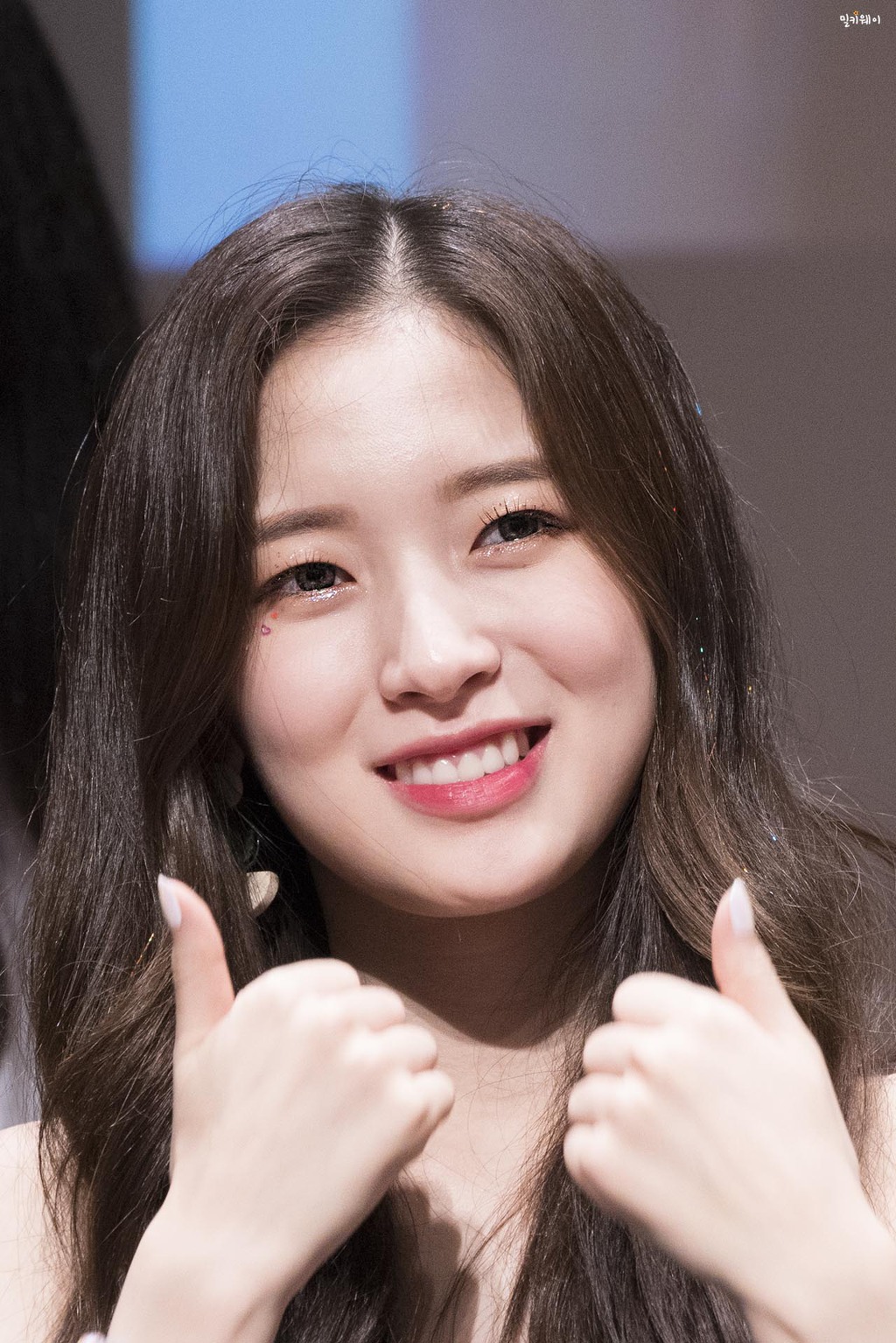 분위기있는 오마이걸 아린이.jpgif | 인스티즈