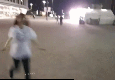 잘생긴 한국남자가 일본에서 프리허그를 해봤다.gif | 인스티즈