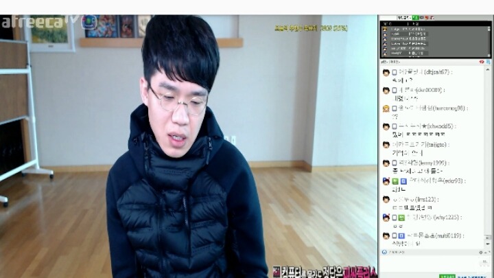 아프리카 BJ 보겸(한손에 총들고) 여친 폭행사건 | 인스티즈