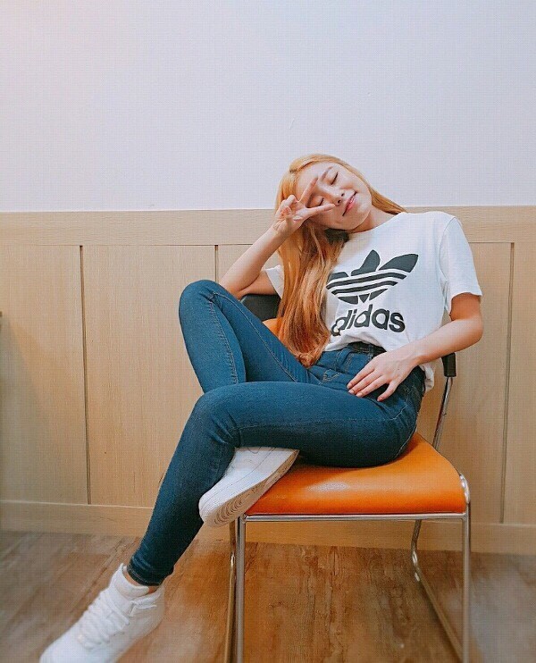 마마무 휘인 사복 | 인스티즈