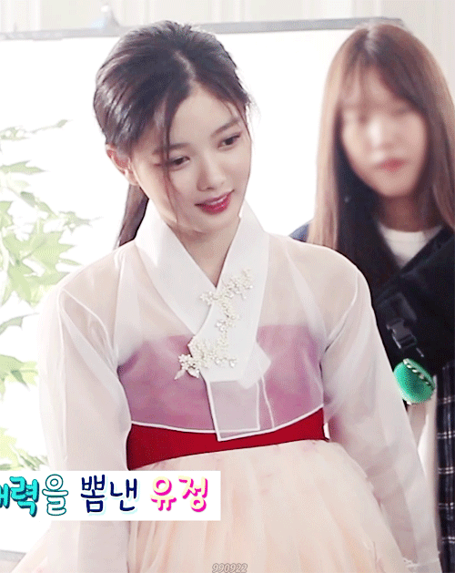 애기때부터 전국민이 성장과정을 지켜봐온 여자 연예인 | 인스티즈