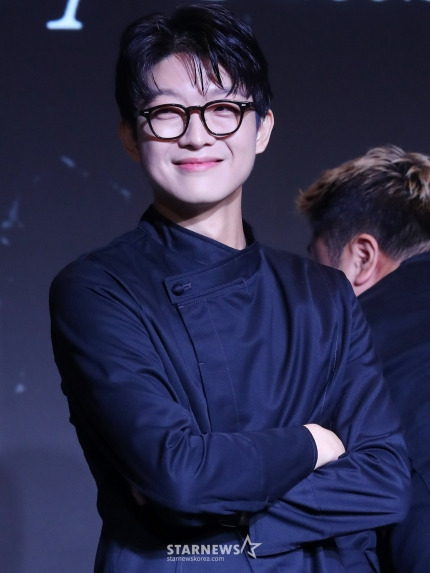 [단독] '사생활 논란' 트리플스타, 잠적 7일만 레스토랑 복귀.."현재 상주 중" | 인스티즈