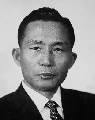 총덕후 박정희.jpg | 인스티즈