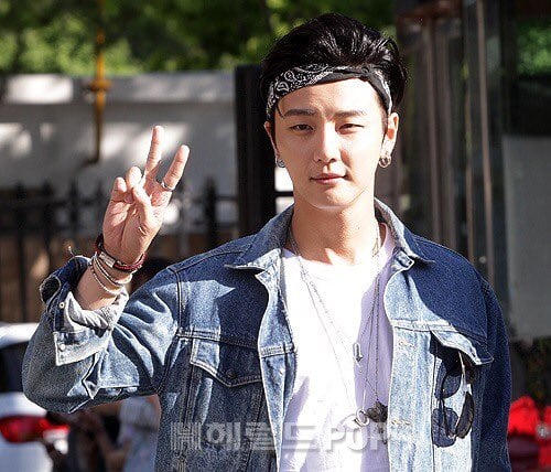 90년대 아이돌 역할 했었던 윤시윤 | 인스티즈