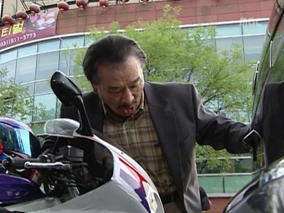 [거침없이하이킥] 민용이 옥탑방에 감금된 남자들ㅋㅋㅋㅋㅋ.jpg | 인스티즈