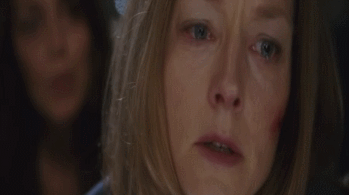 어떤 애기 어머님이 딸이 없어졌다고 비행기에서 난동을 부리시는 거에요.gif | 인스티즈